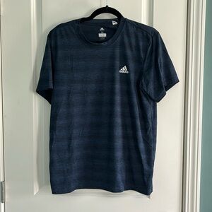 Men’s Adidas Short Sleeve Work Out Tee Size Medium